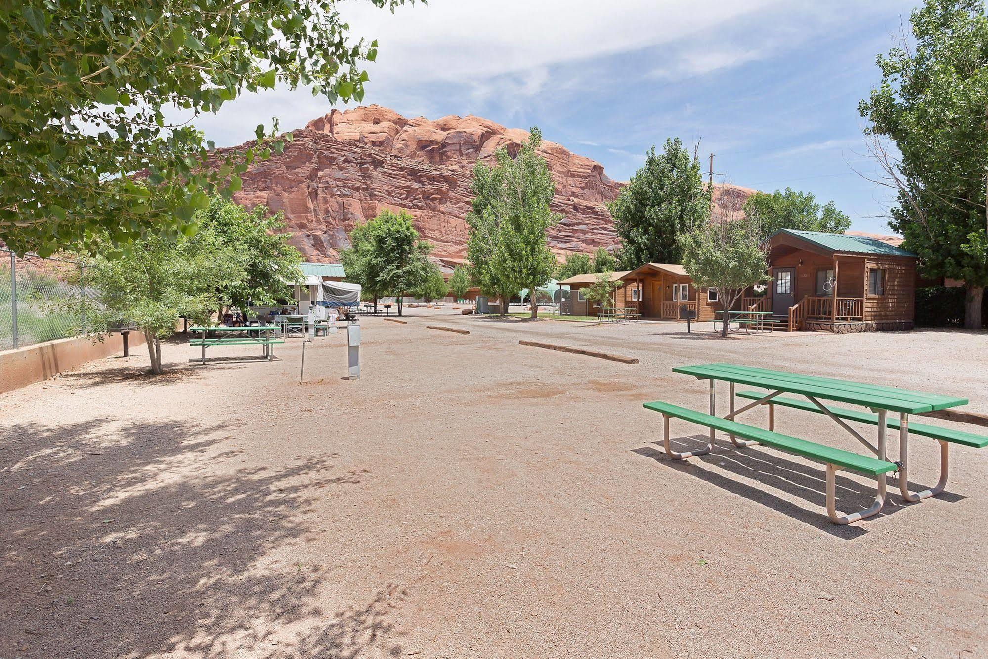 Sun Outdoors Arches Gateway Hotel Moab Exterior photo